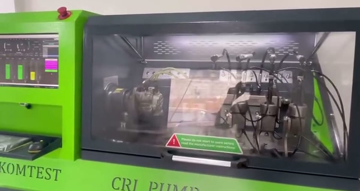 Diagnóstico de inyectores Delphi de un JAC T8 en el banco Komtest CRI PUMP 2400